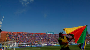 BTS vuelve a sacar a la U del Nacional: el estadio que asoma para un duelo clave 