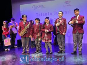 Alonso de Ercilla lleva talento de estudiantes al Teatro Municipal