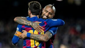 “Extraterrestre”: el mensaje de Arturo Vidal a Messi antes de su despedida